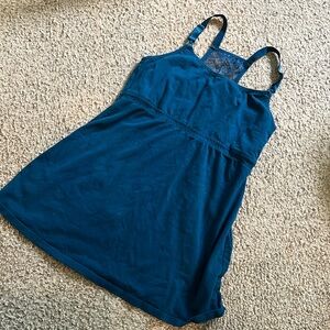 Womens medium nursing cami.